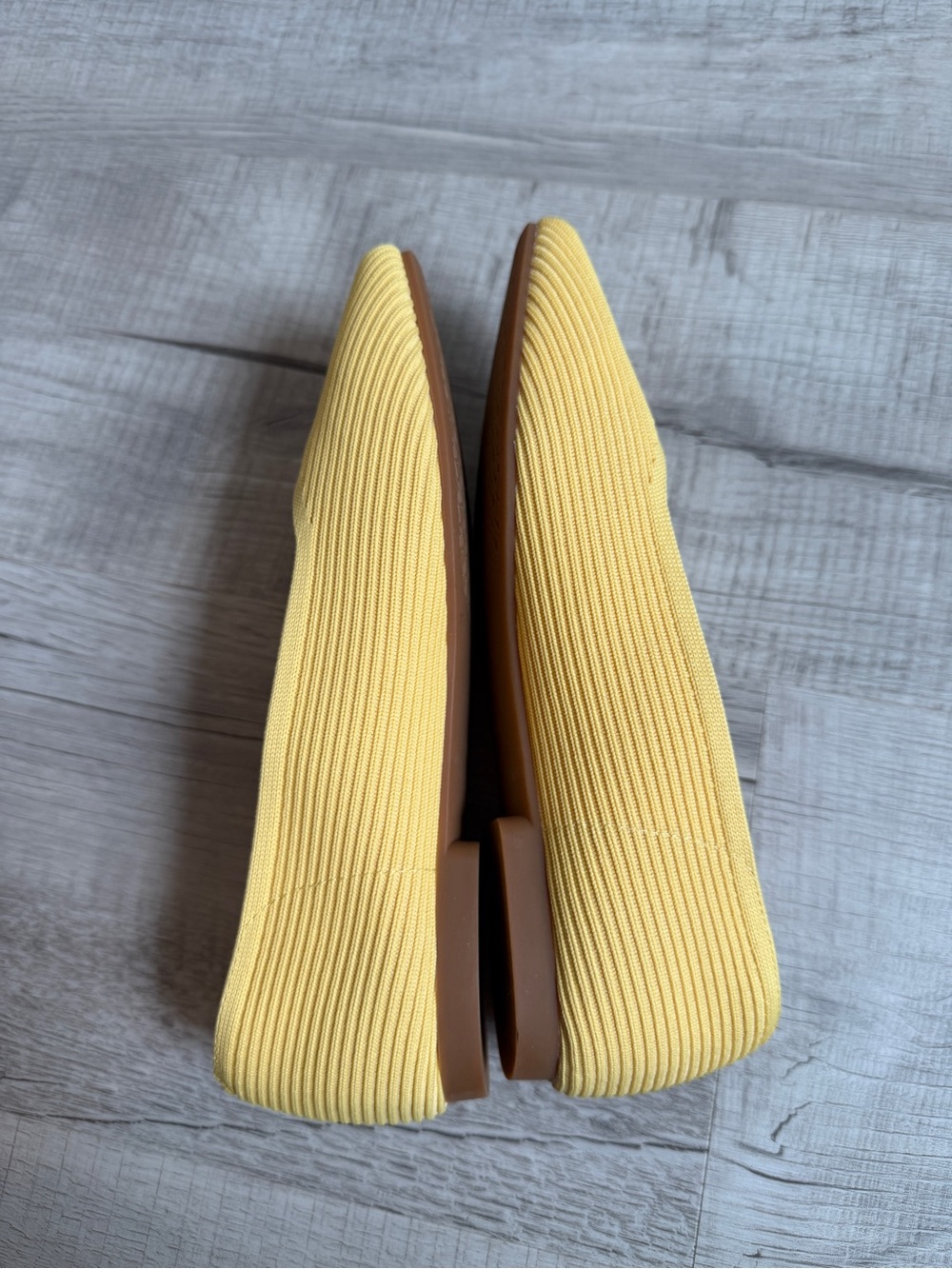 Vivaia Margot V-cut Ballet Flats - Picture 7 of 8